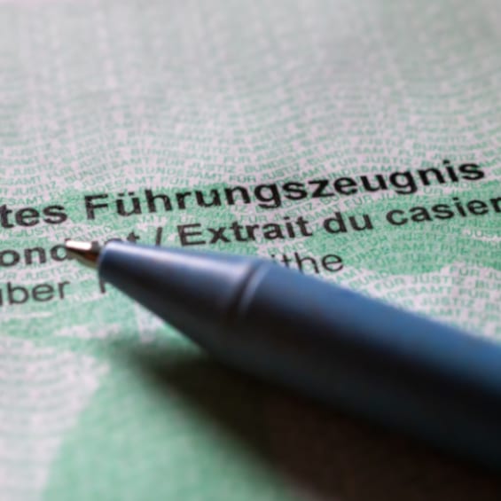 Ein Führungszeugnis für Ausländer wird in verschiedenen Situationen gefordert.