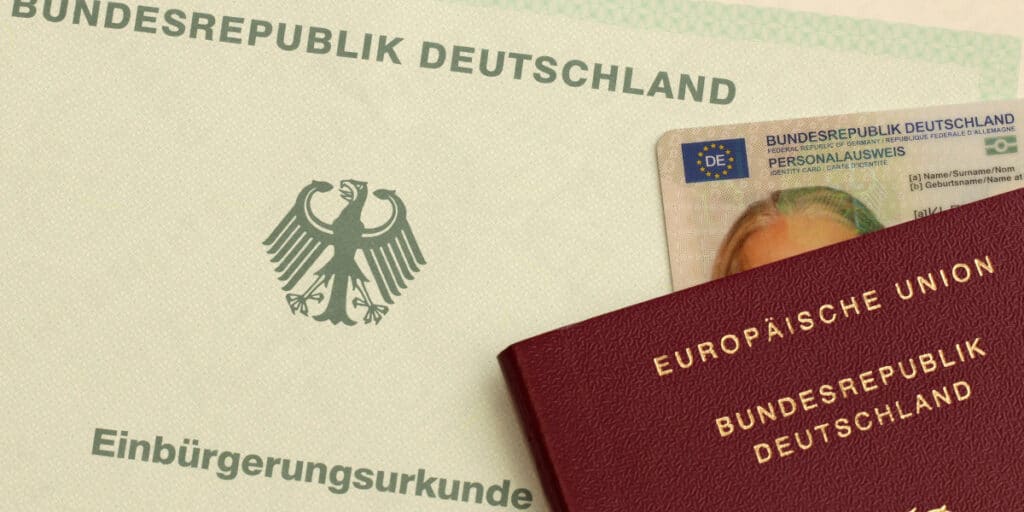 Die "Turboeinbürgerung" ist Geschichte. Was bedeutet das für laufende Anträge?